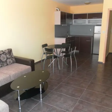 Sara 3 * Pomorie